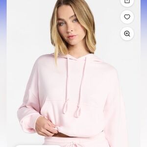 NWT No Boundaries Bubble Hem Drawstring Hoodie